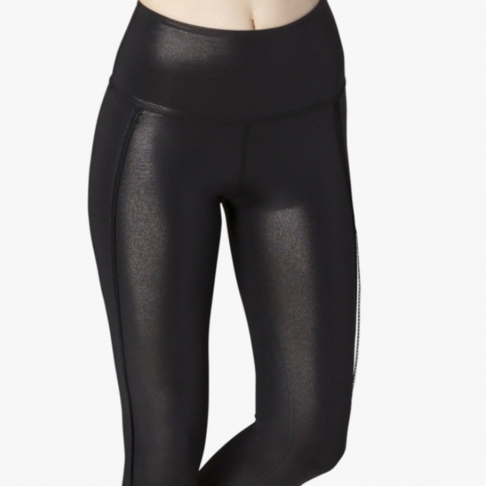 Beyond Yoga - Pearlized High Waisted Midi Legging